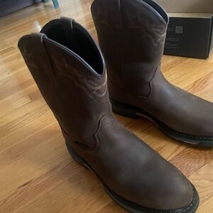 Size 11.5 men’s Ariat work boots